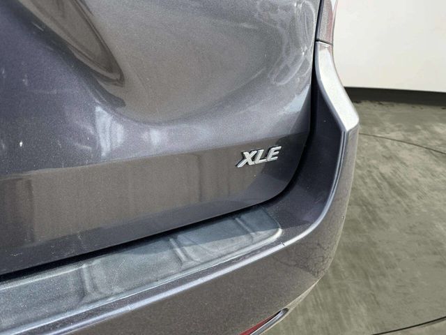 2018 Toyota Sienna XLE Automatic Access Seat FWD 7-Passenger - 22960696 - 26