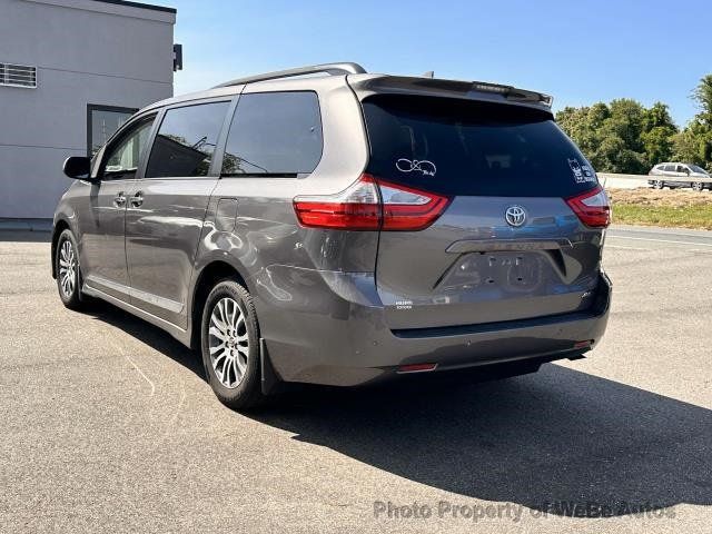 2018 Toyota Sienna XLE Automatic Access Seat FWD 7-Passenger - 22545810 - 2