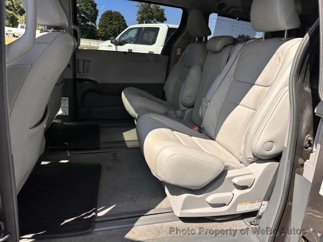 2018 Toyota Sienna XLE Automatic Access Seat FWD 7-Passenger - 22545810 - 8