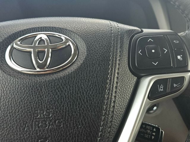 2018 Toyota Sienna XLE Automatic Access Seat FWD 7-Passenger - 22973158 - 26
