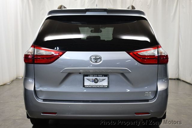 2018 Toyota Sienna XLE AWD 7-Passenger - 22939595 - 12