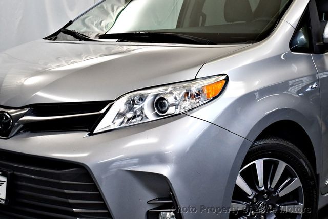 2018 Toyota Sienna XLE AWD 7-Passenger - 22939595 - 2