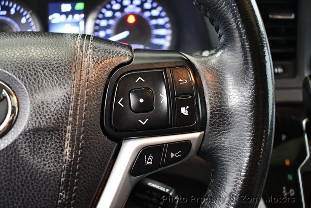 2018 Toyota Sienna XLE AWD 7-Passenger - 22939595 - 35