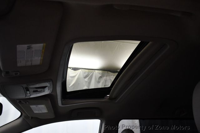 2018 Toyota Sienna XLE AWD 7-Passenger - 22939595 - 53