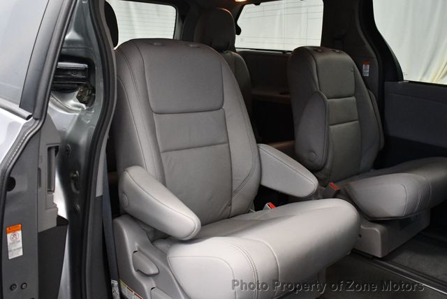 2018 Toyota Sienna XLE AWD 7-Passenger - 22939595 - 56