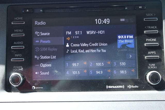 2018 Toyota Sienna XLE FWD 8-Passenger - 23051550 - 17
