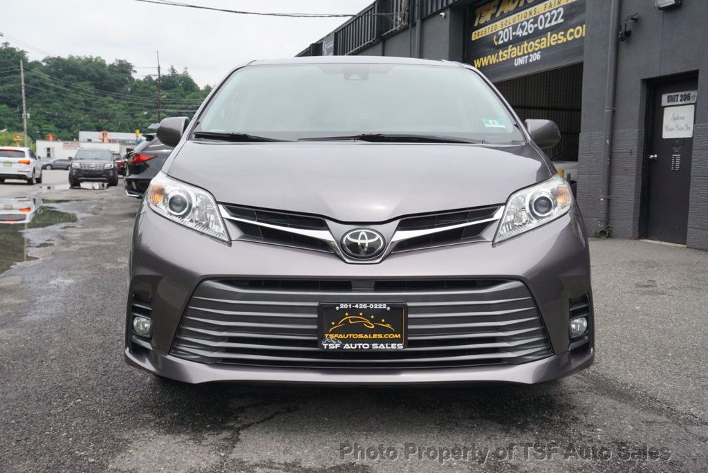 2018 Toyota Sienna XLE FWD 8-Passenger NAVIGATION REAR CAM LEATHER SUNROOF LOADED!! - 22879386 - 1