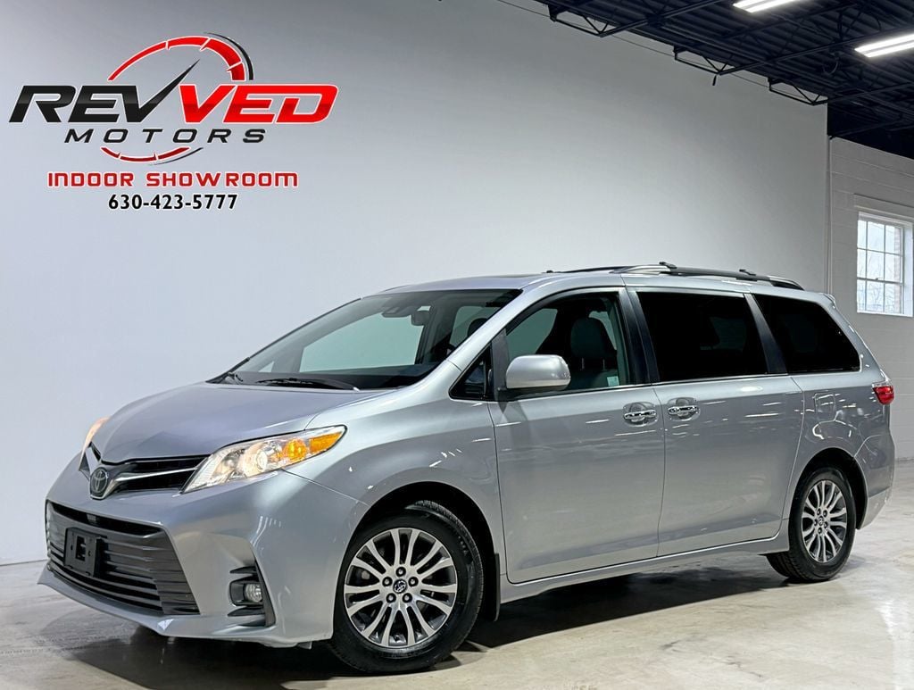 2018 Toyota Sienna XLE Premium FWD 8-Passenger - 22988936 | Video 1