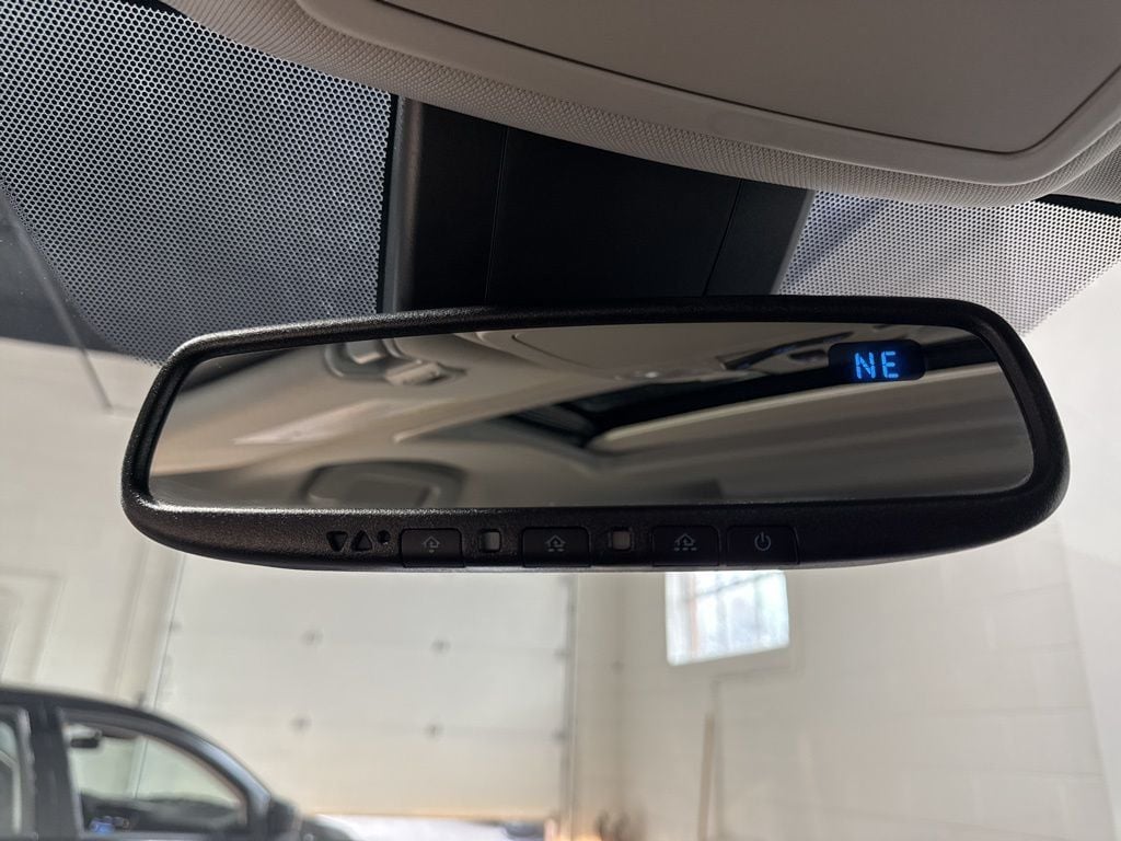 2018 Toyota Sienna XLE Premium FWD 8-Passenger - 22988936 - 23