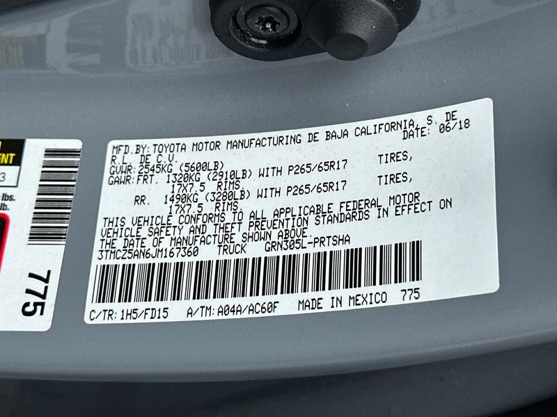 2018 Toyota Tacoma  - 23049900 - 22