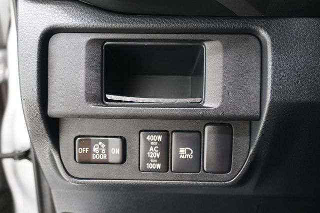 2018 Toyota Tacoma  - 23027043 - 21