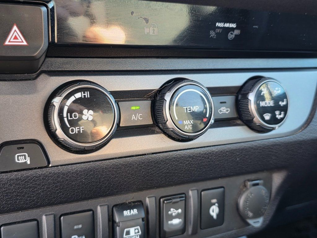 2018 Toyota Tacoma  - 22947191 - 27