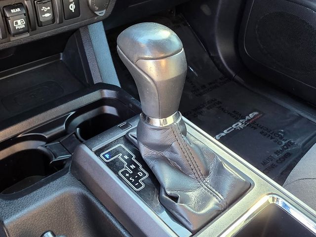 2018 Toyota Tacoma  - 22947191 - 30