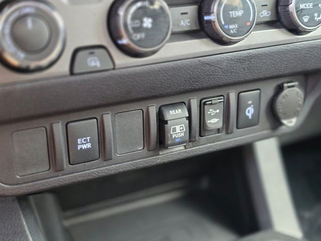 2018 Toyota Tacoma  - 22986226 - 27