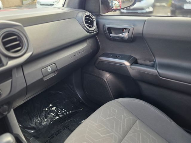 2018 Toyota Tacoma  - 22986226 - 33
