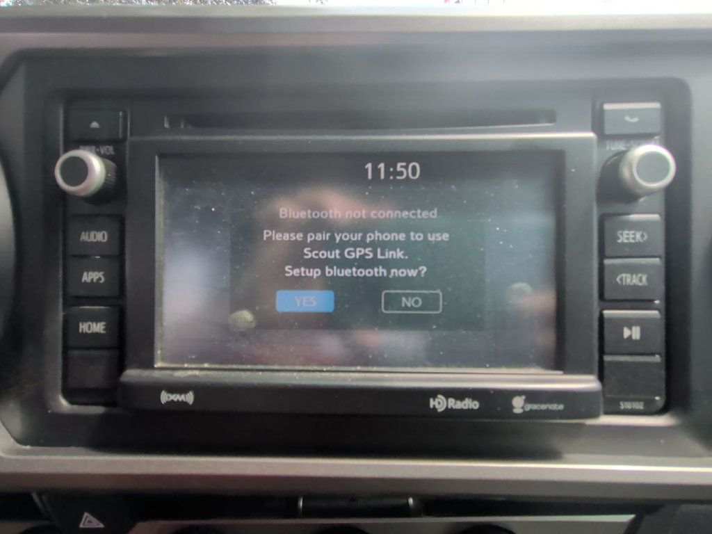 Toyota Tacoma DOUBLE CAB photo 19