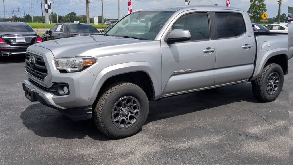 Toyota Tacoma DOUBLE CAB photo 4