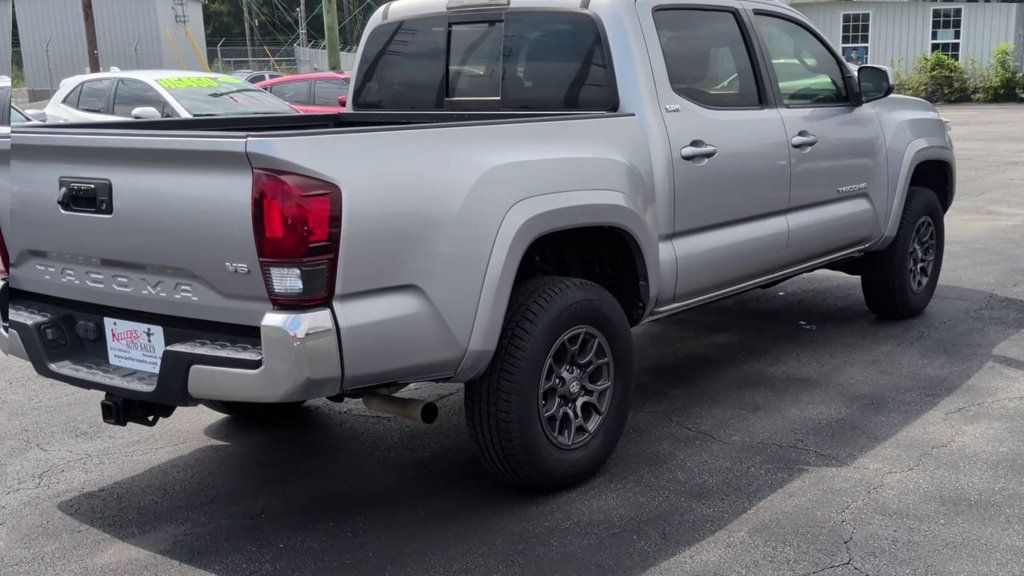 Toyota Tacoma DOUBLE CAB photo 8