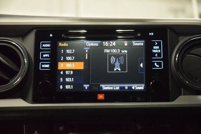 2018 Toyota Tacoma Limited - 22894944 - 28