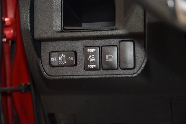 2018 Toyota Tacoma Limited - 22894944 - 32