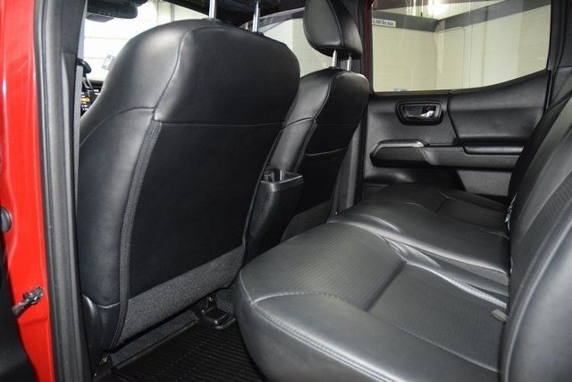 2018 Toyota Tacoma Limited - 22894944 - 37