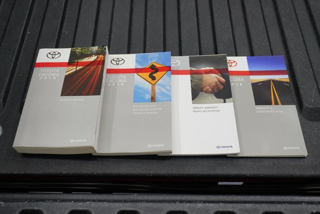 2018 Toyota Tacoma Limited Double Cab 5' Bed V6 4x4 Automatic - 22974483 - 23