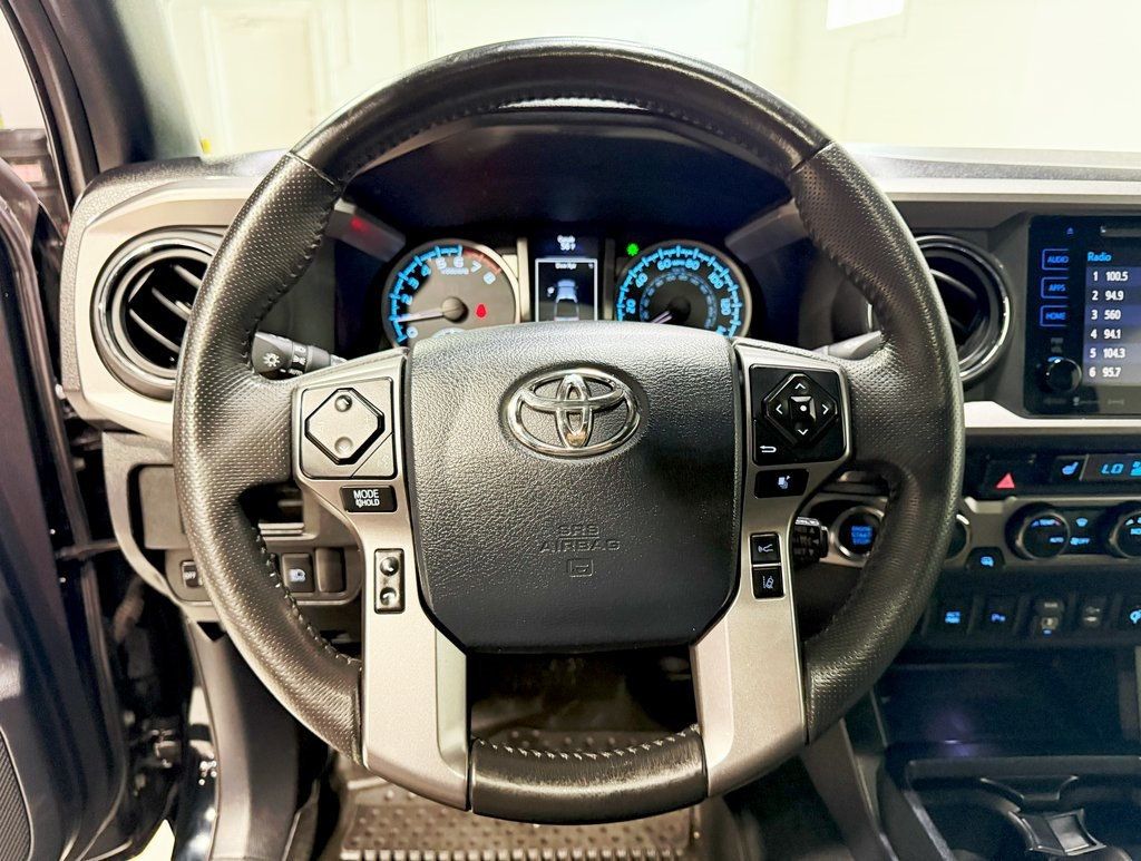 2018 Toyota Tacoma Limited Double Cab V6 4x4 photo 10