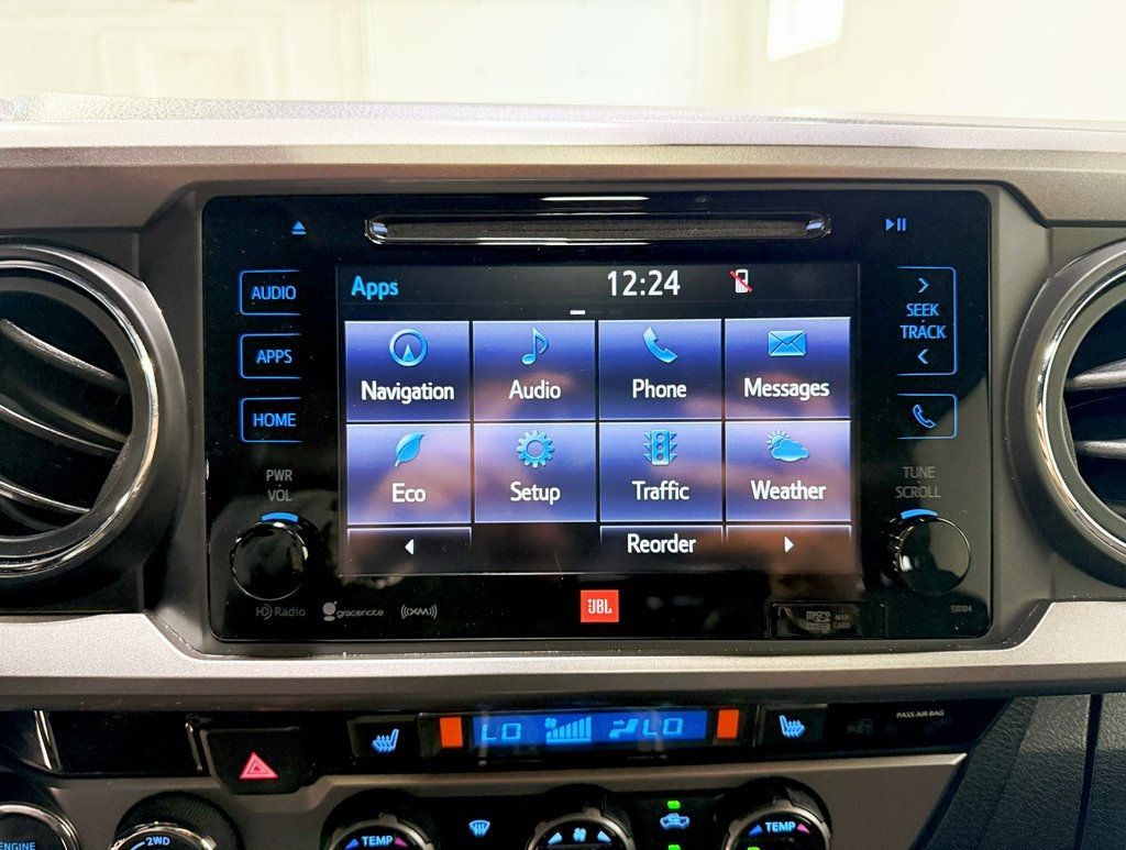 2018 Toyota Tacoma Limited Double Cab V6 4x4 photo 18