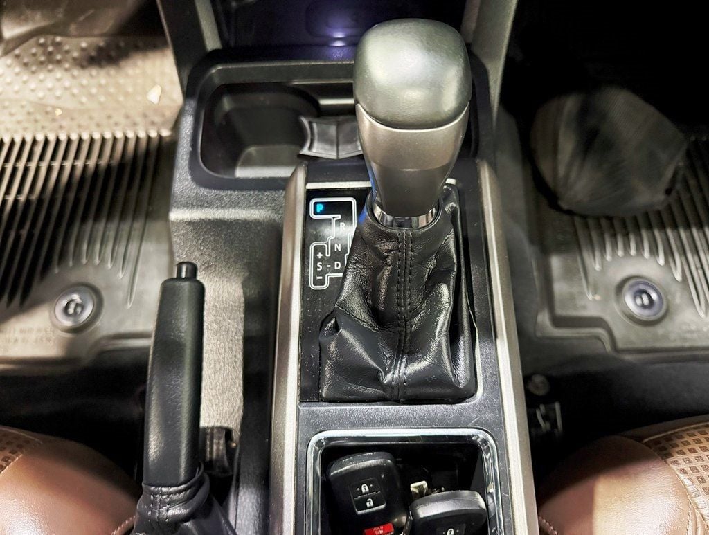 2018 Toyota Tacoma Limited Double Cab V6 4x4 photo 24