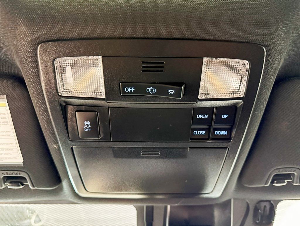 2018 Toyota Tacoma Limited Double Cab V6 4x4 photo 26