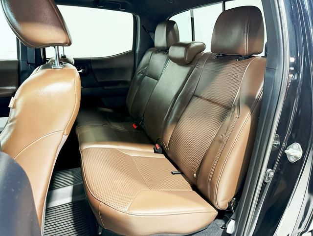 2018 Toyota Tacoma Limited Double Cab 5' Bed V6 4x4 Automatic - 22910726 - 35