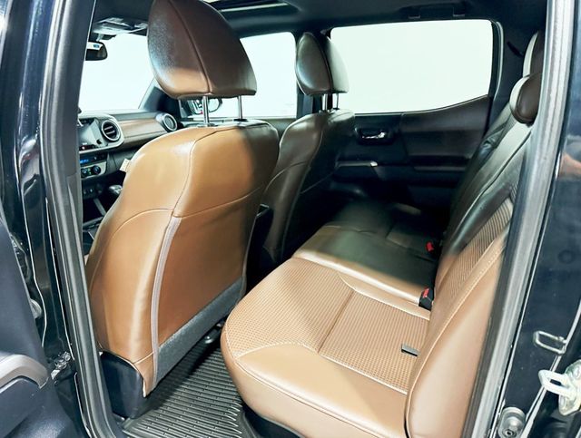 2018 Toyota Tacoma Limited Double Cab 5' Bed V6 4x4 Automatic - 22910726 - 36