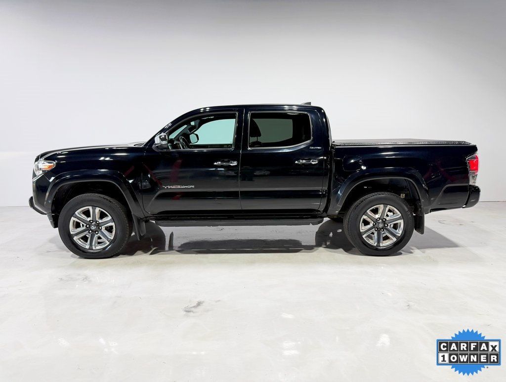 2018 Toyota Tacoma Limited Double Cab V6 4x4 photo 3