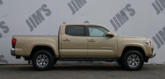 2018 Toyota Tacoma SR5 Double Cab  - 23062396 - 3