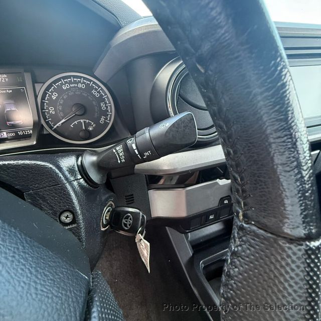 2018 Toyota Tacoma SR5 DOUBLE CAB 4X2 W/STAR SAFETY SYSTEM AND ENTUNE AUDIO - 23019743 - 25