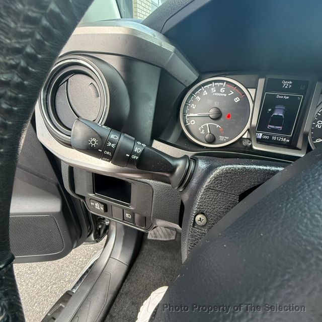 2018 Toyota Tacoma SR5 DOUBLE CAB 4X2 W/STAR SAFETY SYSTEM AND ENTUNE AUDIO - 23019743 - 26