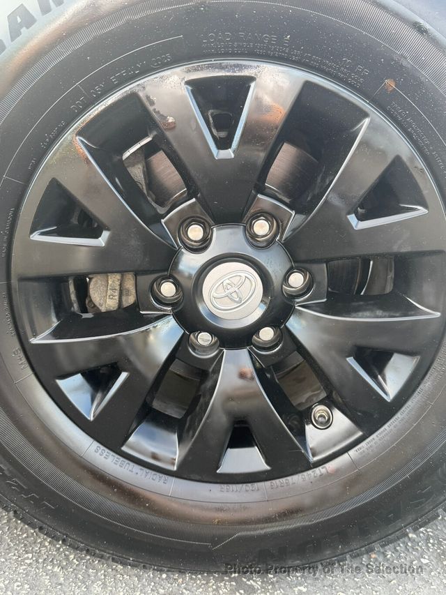 2018 Toyota Tacoma SR5 DOUBLE CAB 4X2 W/STAR SAFETY SYSTEM AND ENTUNE AUDIO - 23019743 - 41