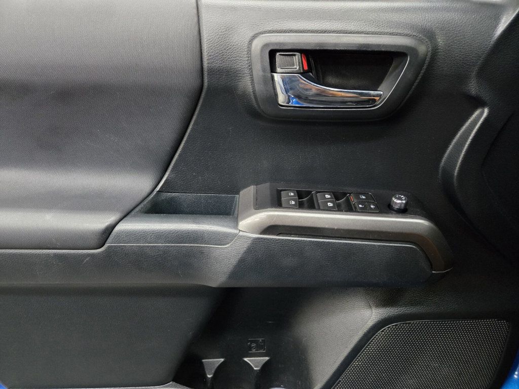 2018 Toyota Tacoma SR5 Double Cab 5' Bed V6 4x2 Automatic - 22971990 - 14