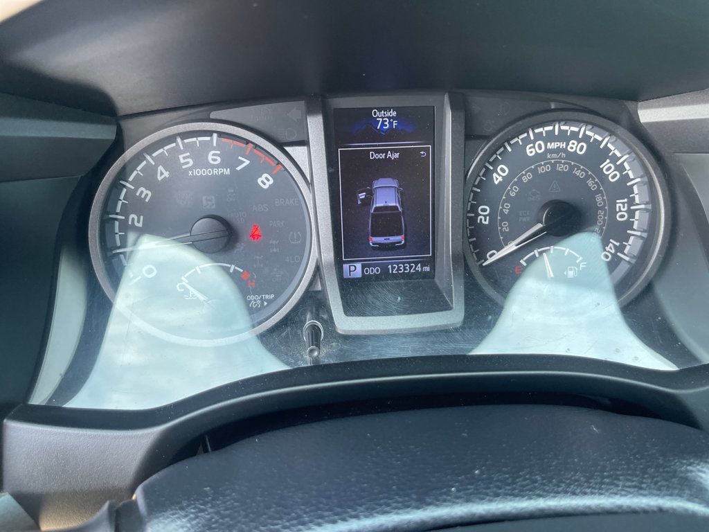 2018 Toyota Tacoma SR5 Double Cab 5' Bed V6 4x2 Automatic - 22972226 - 10