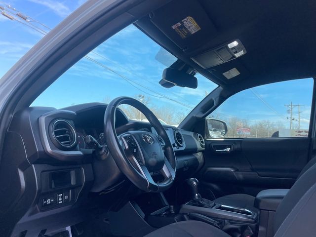 2018 Toyota Tacoma SR5 Double Cab 5' Bed V6 4x2 Automatic - 22972226 - 6