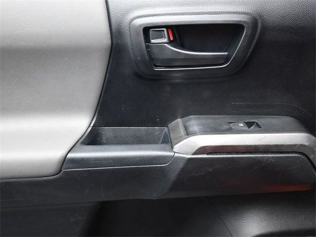 2018 Toyota Tacoma SR5 Double Cab 5' Bed V6 4x2 Automatic - 22913715 - 10