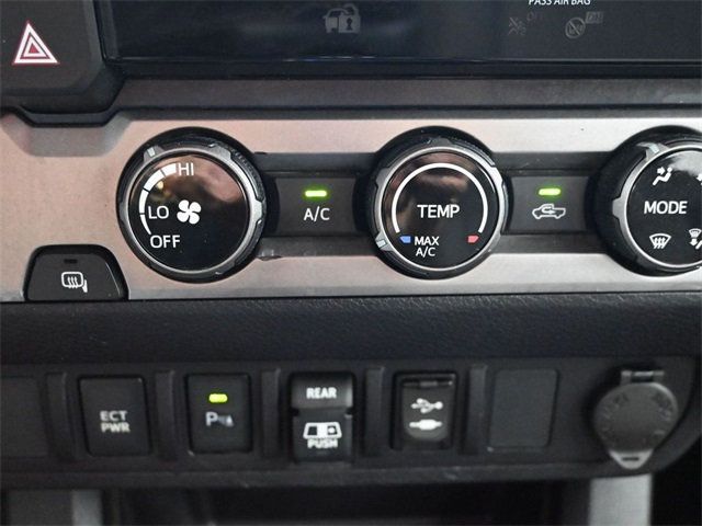 2018 Toyota Tacoma SR5 Double Cab 5' Bed V6 4x2 Automatic - 22913715 - 15