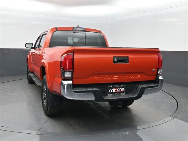 2018 Toyota Tacoma SR5 photo 3