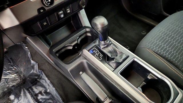 2018 Toyota Tacoma SR5 Double Cab 5' Bed V6 4x2 Automatic - 23058722 - 14