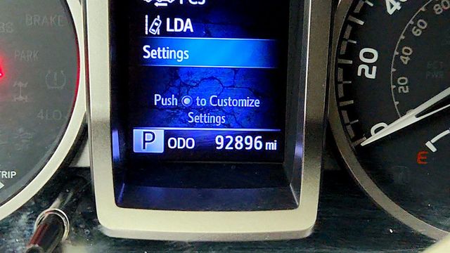 2018 Toyota Tacoma SR5 Double Cab 5' Bed V6 4x2 Automatic with Upgraded Wheels - 22958776 - 14