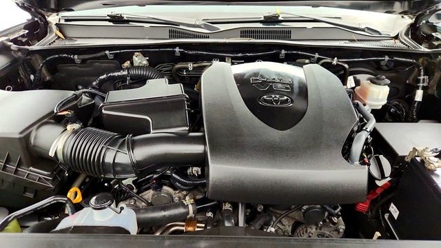 2018 Toyota Tacoma SR5 Double Cab 5' Bed V6 4x2 Automatic with Upgraded Wheels - 22958776 - 25