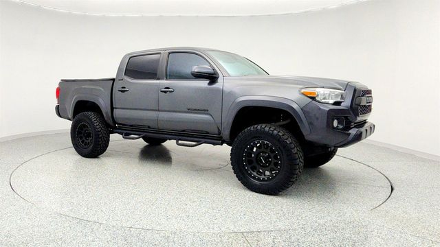 2018 Toyota Tacoma SR5 Double Cab 5' Bed V6 4x2 Automatic with Upgraded Wheels - 22958776 - 2