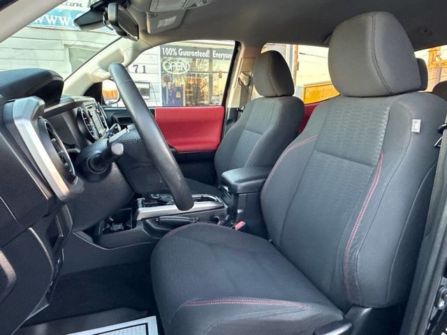 2018 Toyota Tacoma SR5 Double Cab 5' Bed V6 4x4 Automatic - 22945852 - 11