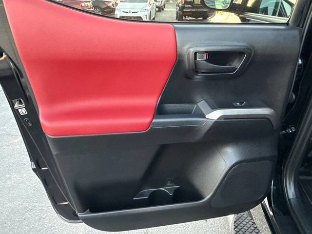 2018 Toyota Tacoma SR5 Double Cab 5' Bed V6 4x4 Automatic - 22945852 - 17