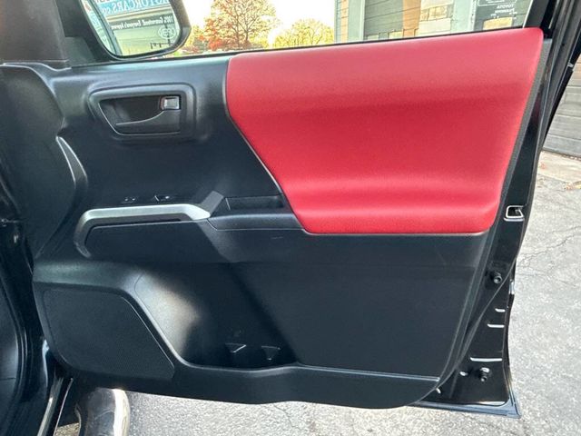 2018 Toyota Tacoma SR5 Double Cab 5' Bed V6 4x4 Automatic - 22945852 - 20